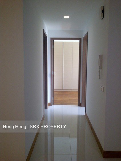 Waterfront Waves (D16), Condominium #169811492
